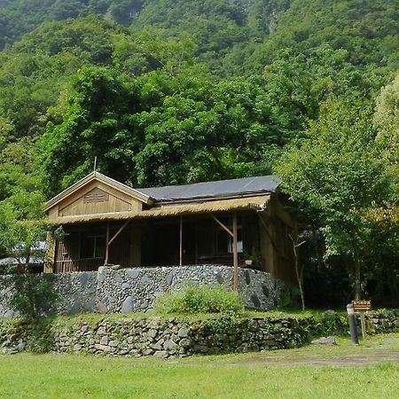 Taroko Village Hotel Fushi Bagian luar foto