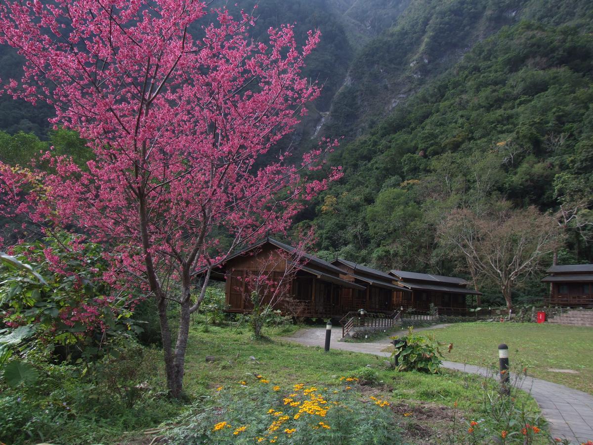Taroko Village Hotel Fushi Bagian luar foto