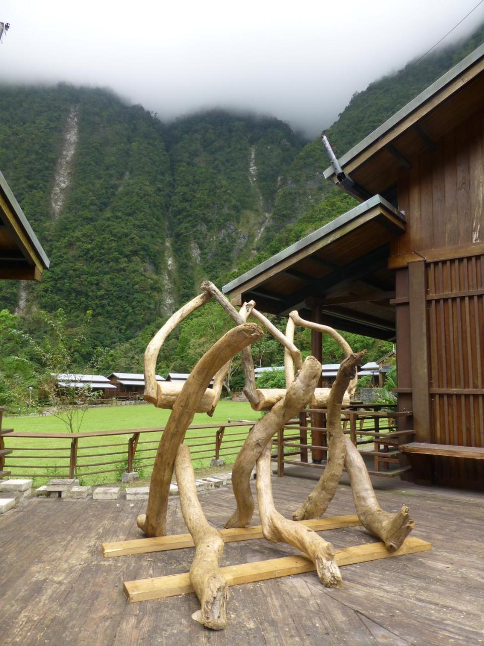 Taroko Village Hotel Fushi Bagian luar foto