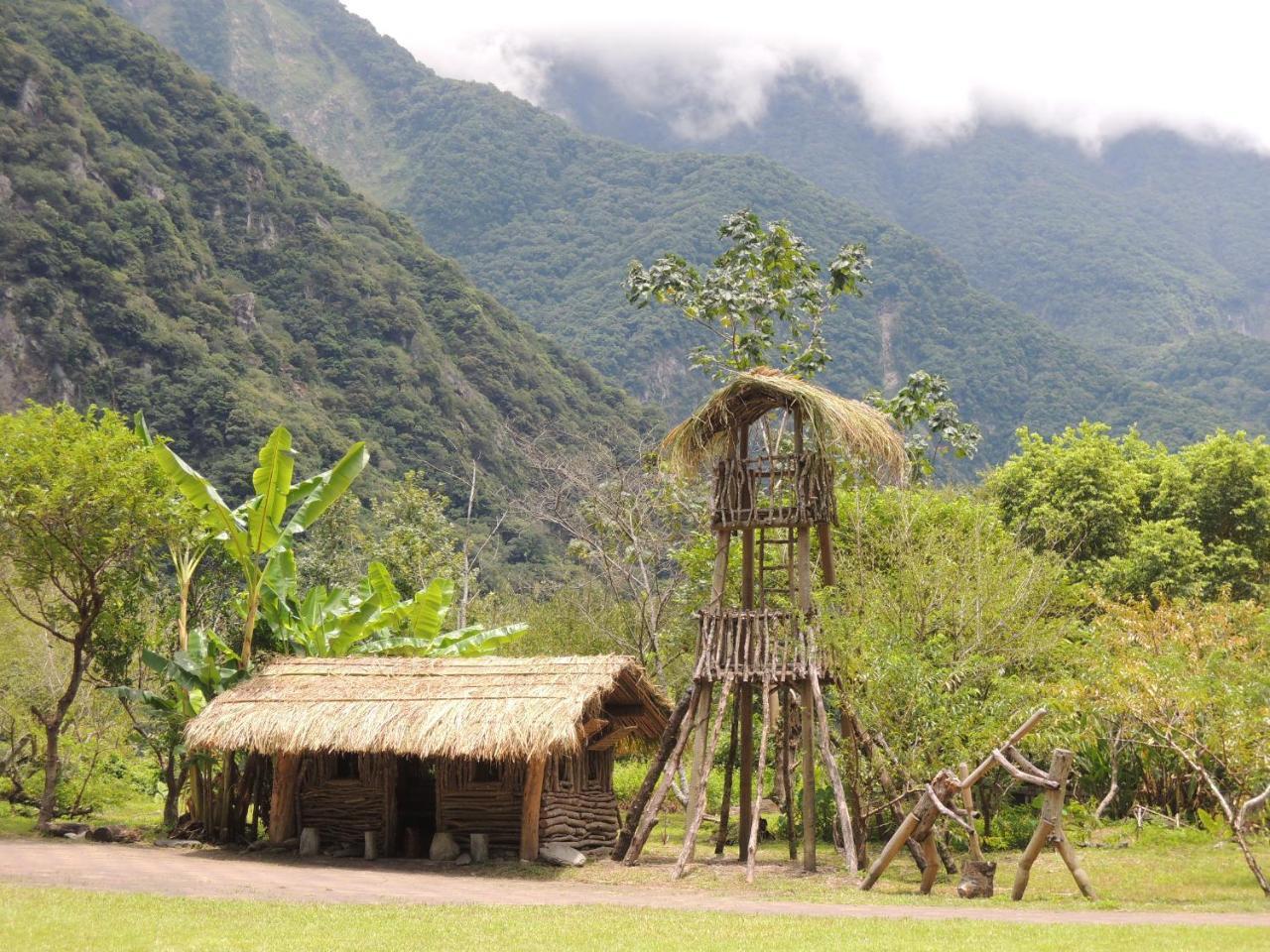 Taroko Village Hotel Fushi Bagian luar foto
